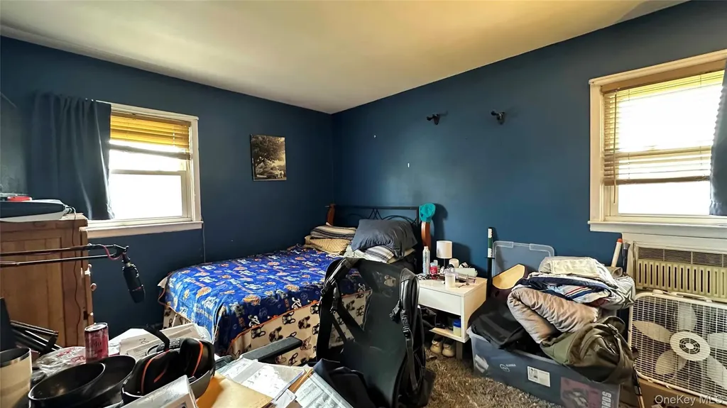 42 Kenwood Avenue Massapequa NY 11758