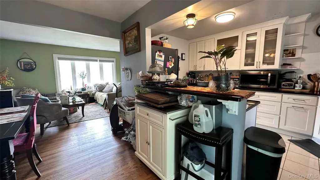 42 Kenwood Avenue Massapequa NY 11758