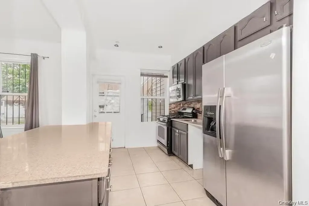 951 E 221st Street Bronx NY 10469