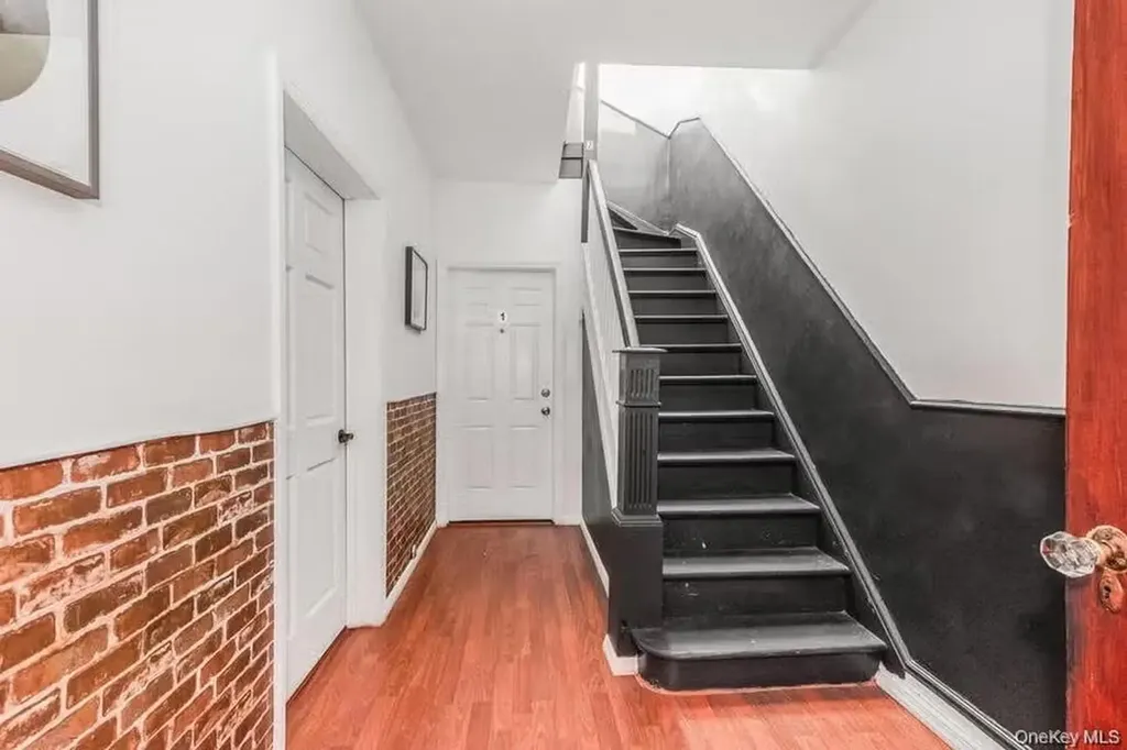 951 E 221st Street Bronx NY 10469