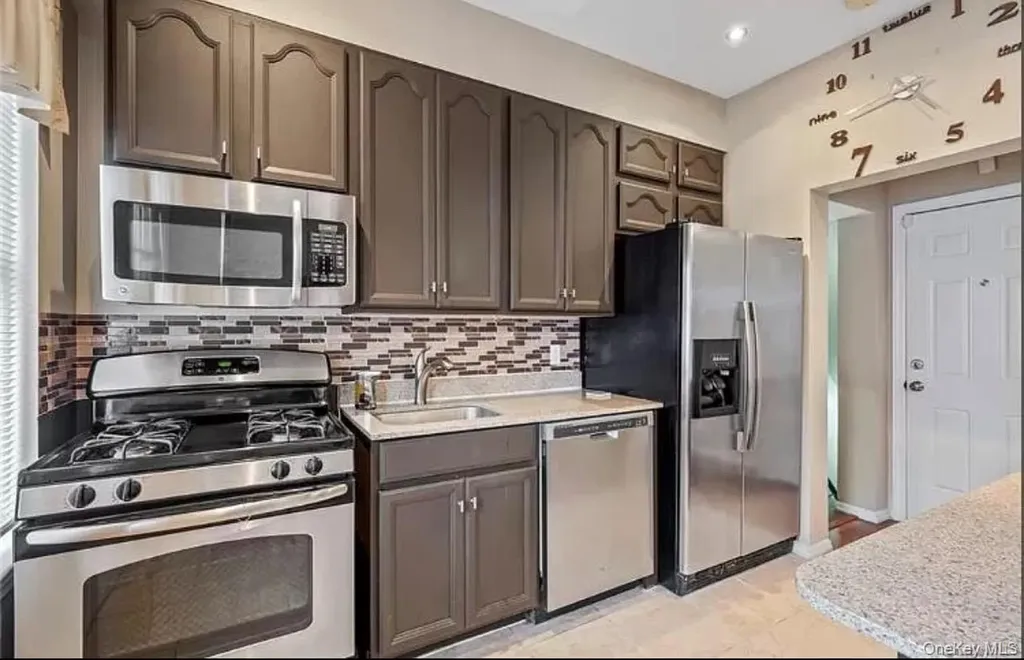 951 E 221st Street Bronx NY 10469