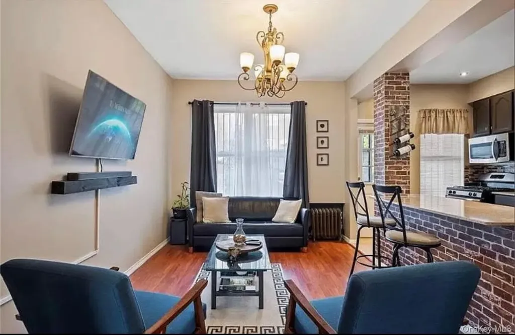 951 E 221st Street Bronx NY 10469