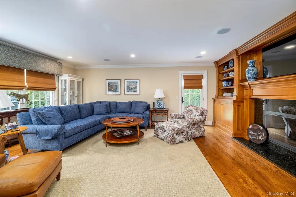 93 Berkshire Road Rockville Centre NY 11570