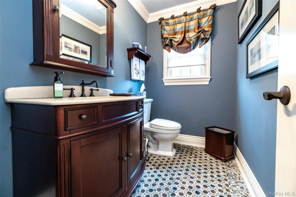 93 Berkshire Road Rockville Centre NY 11570