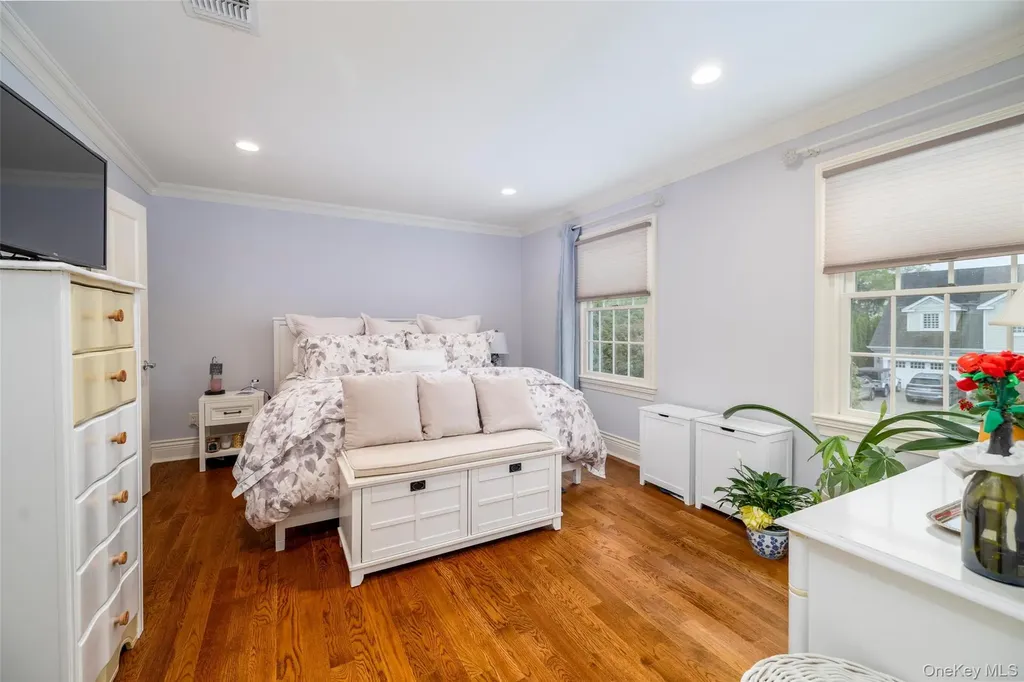 93 Berkshire Road Rockville Centre NY 11570