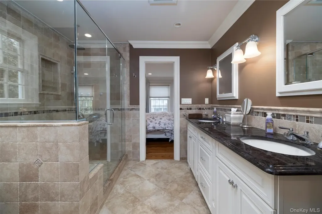 93 Berkshire Road Rockville Centre NY 11570