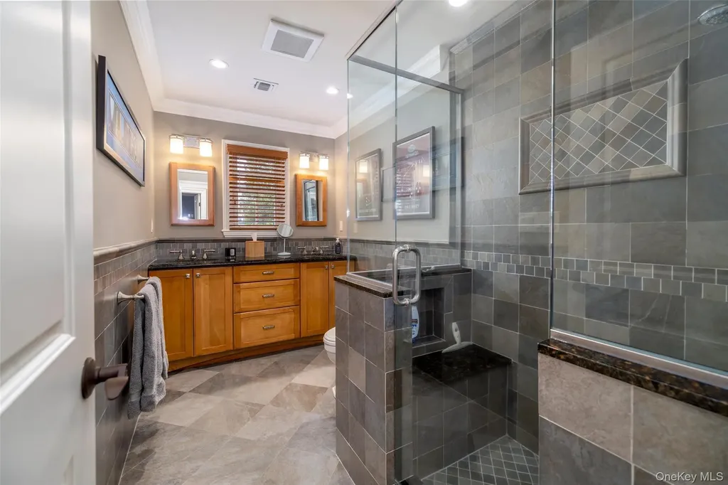 93 Berkshire Road Rockville Centre NY 11570