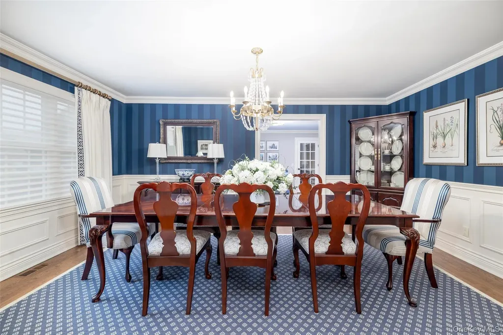 93 Berkshire Road Rockville Centre NY 11570
