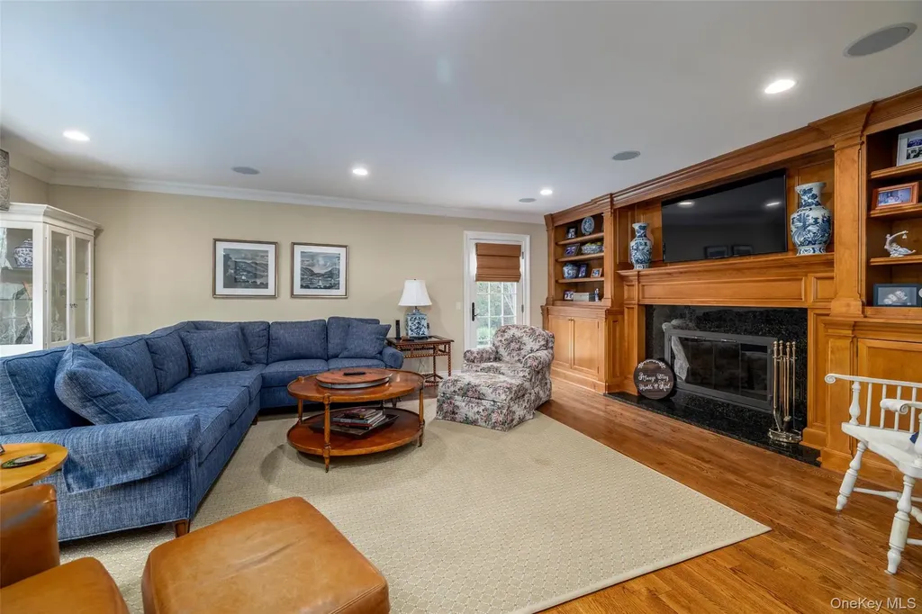 93 Berkshire Road Rockville Centre NY 11570