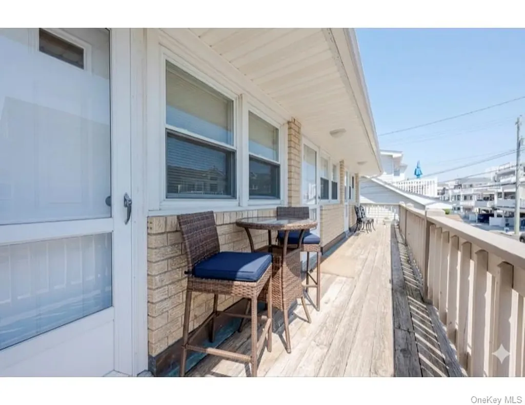 979 Oceanfront Long Beach NY 11561