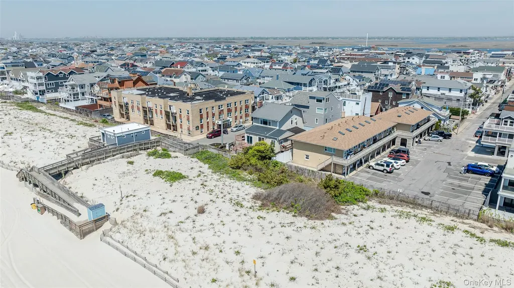 979 Oceanfront Long Beach NY 11561