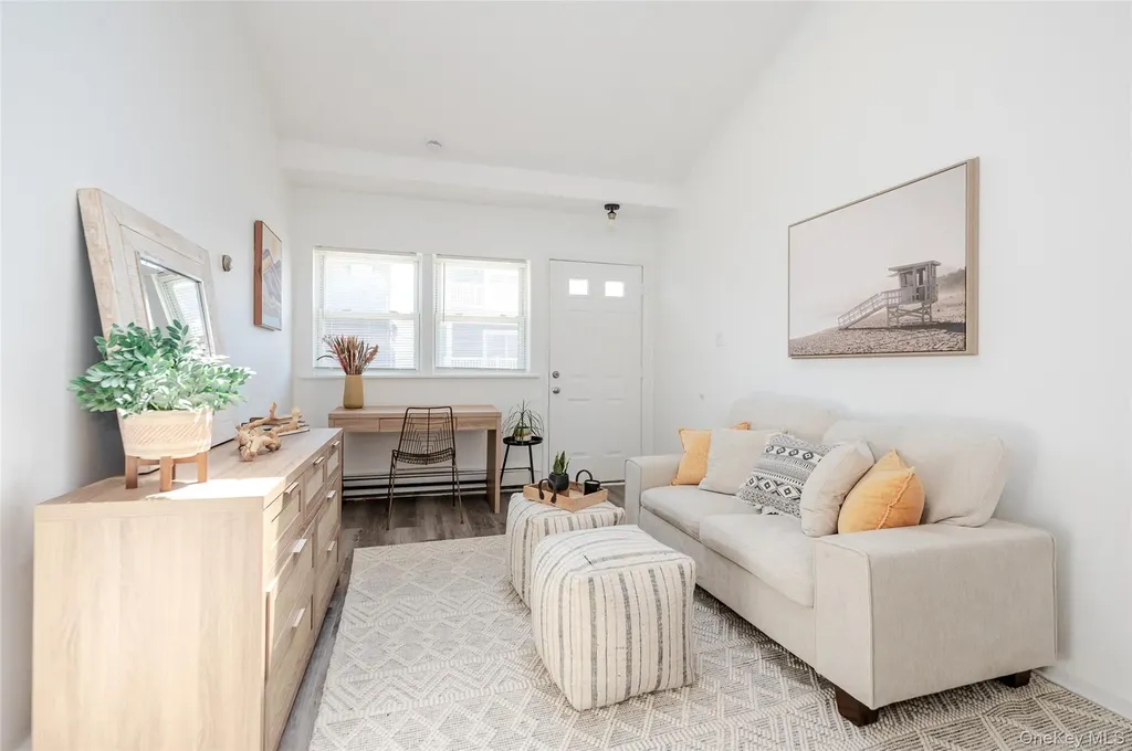 979 Oceanfront Long Beach NY 11561