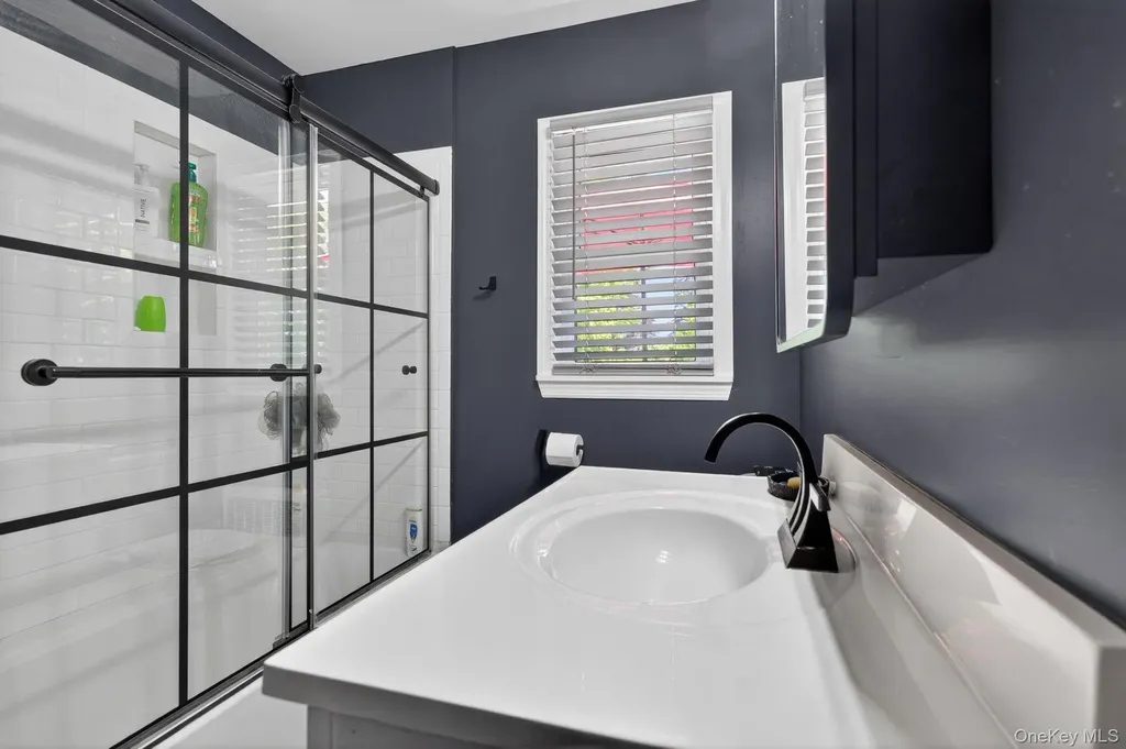 117 Lester Drive Tappan NY 10983