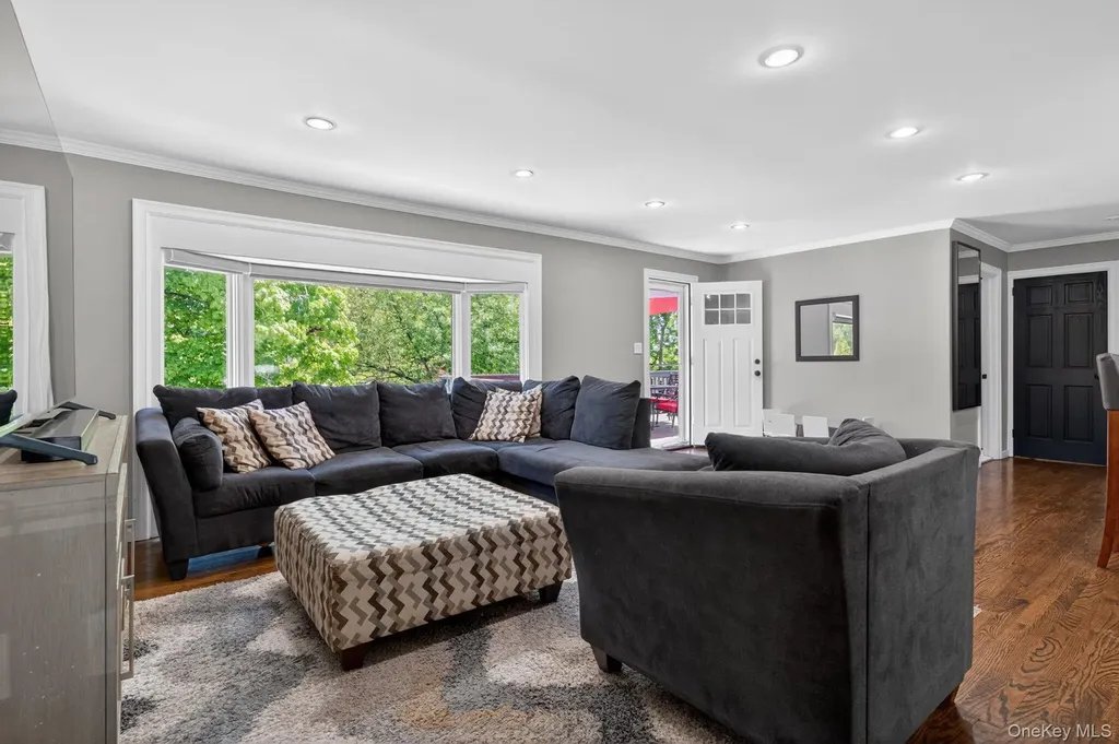 117 Lester Drive Tappan NY 10983