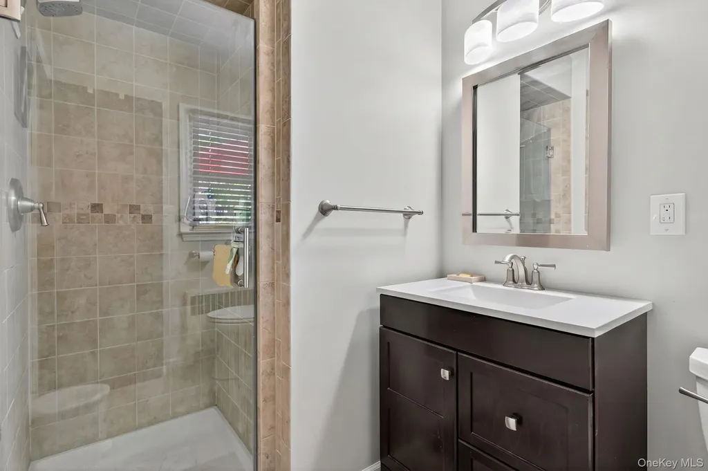 117 Lester Drive Tappan NY 10983