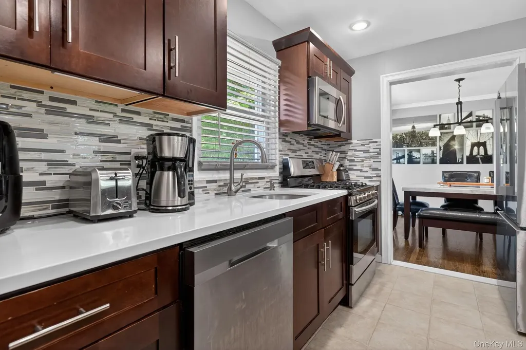 117 Lester Drive Tappan NY 10983