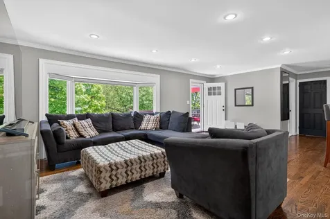 117 Lester Drive Tappan NY 10983