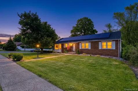 117 Lester Drive Tappan NY 10983