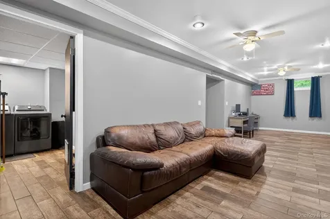 117 Lester Drive Tappan NY 10983