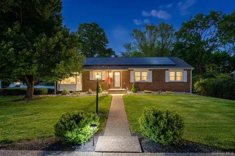 117 Lester Drive Tappan NY 10983