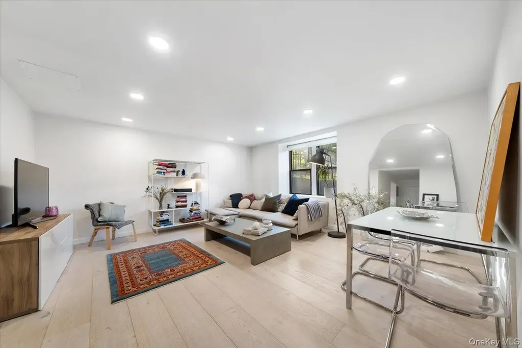 30 Windsor Terrace White Plains NY 10601