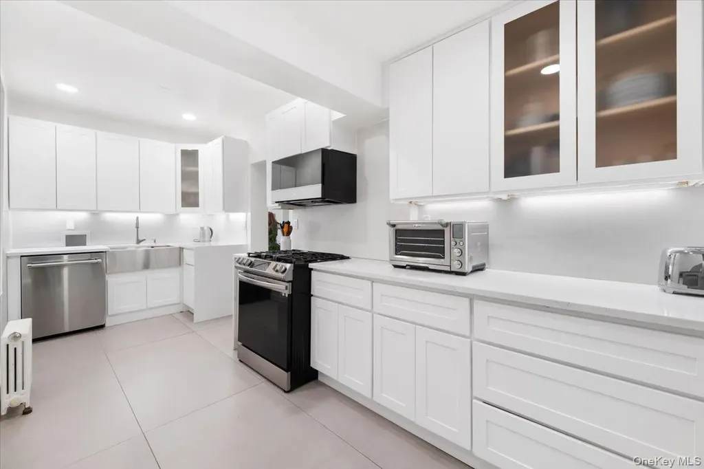 30 Windsor Terrace White Plains NY 10601
