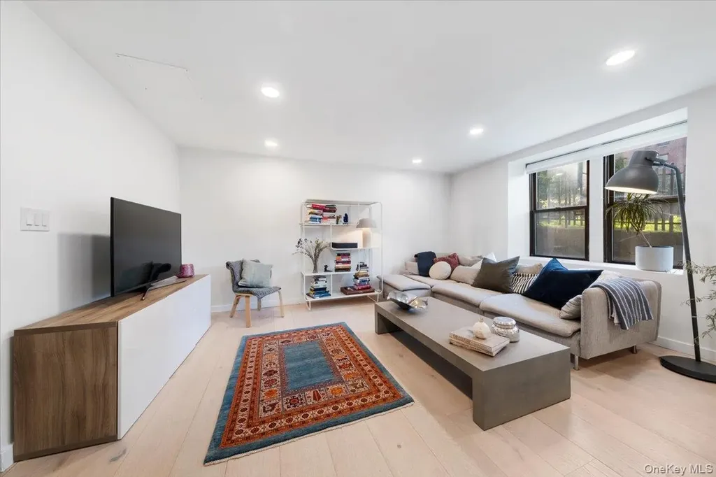 30 Windsor Terrace White Plains NY 10601