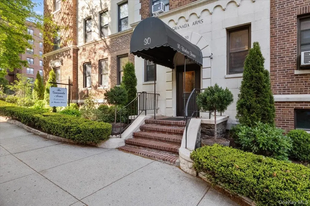 30 Windsor Terrace White Plains NY 10601