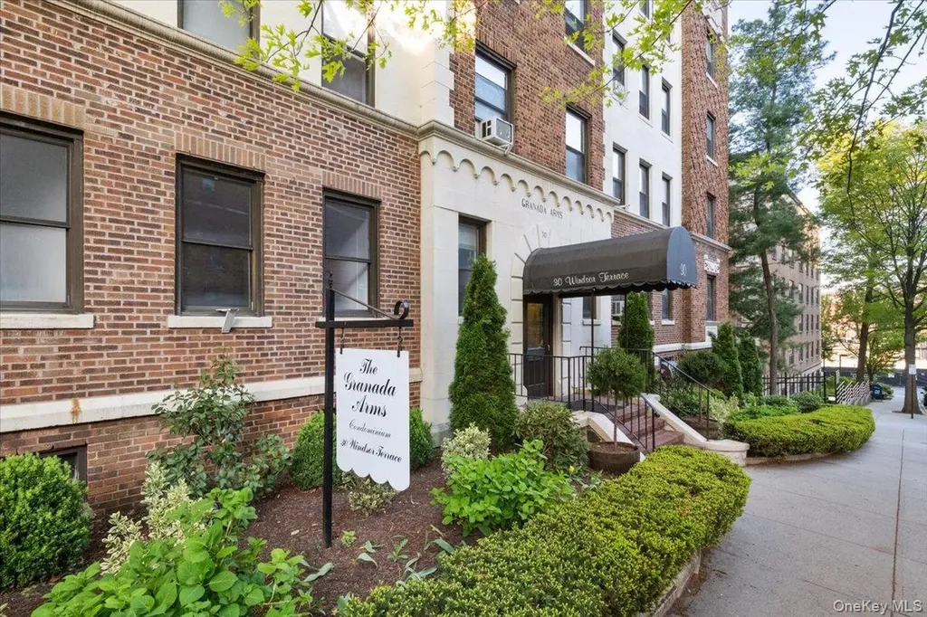 30 Windsor Terrace White Plains NY 10601