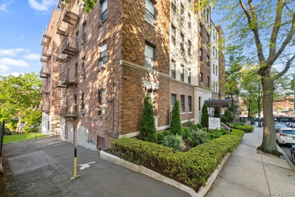 30 Windsor Terrace White Plains NY 10601