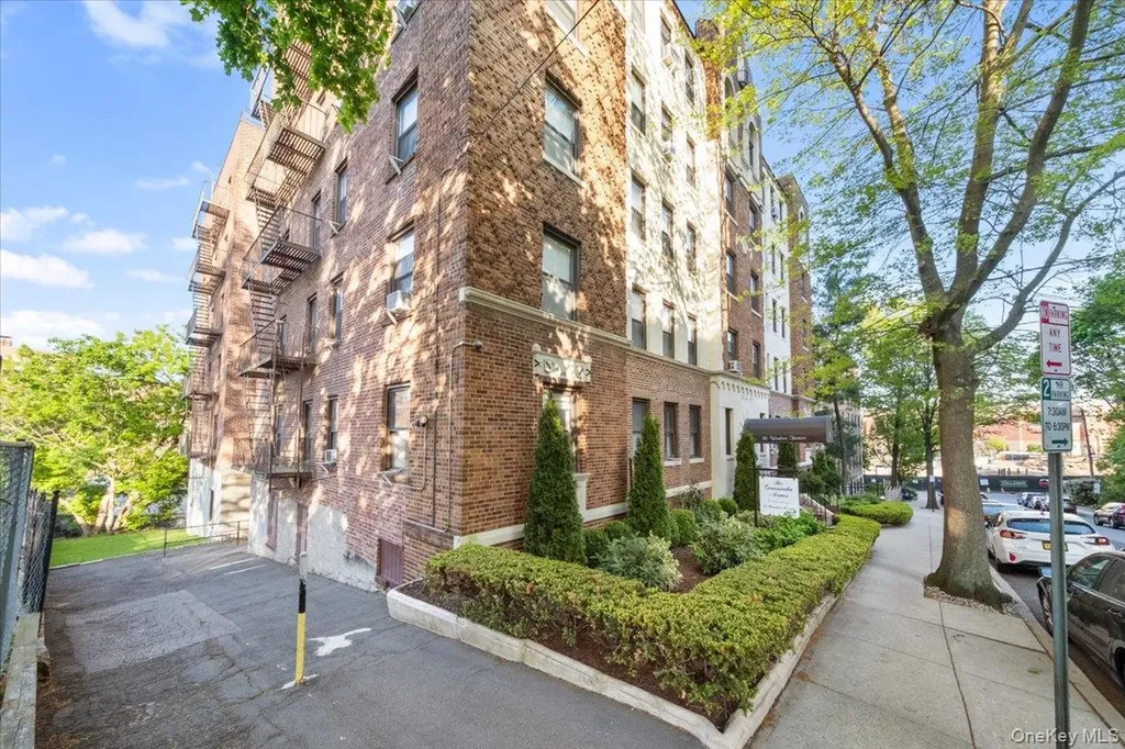 30 Windsor Terrace White Plains NY 10601