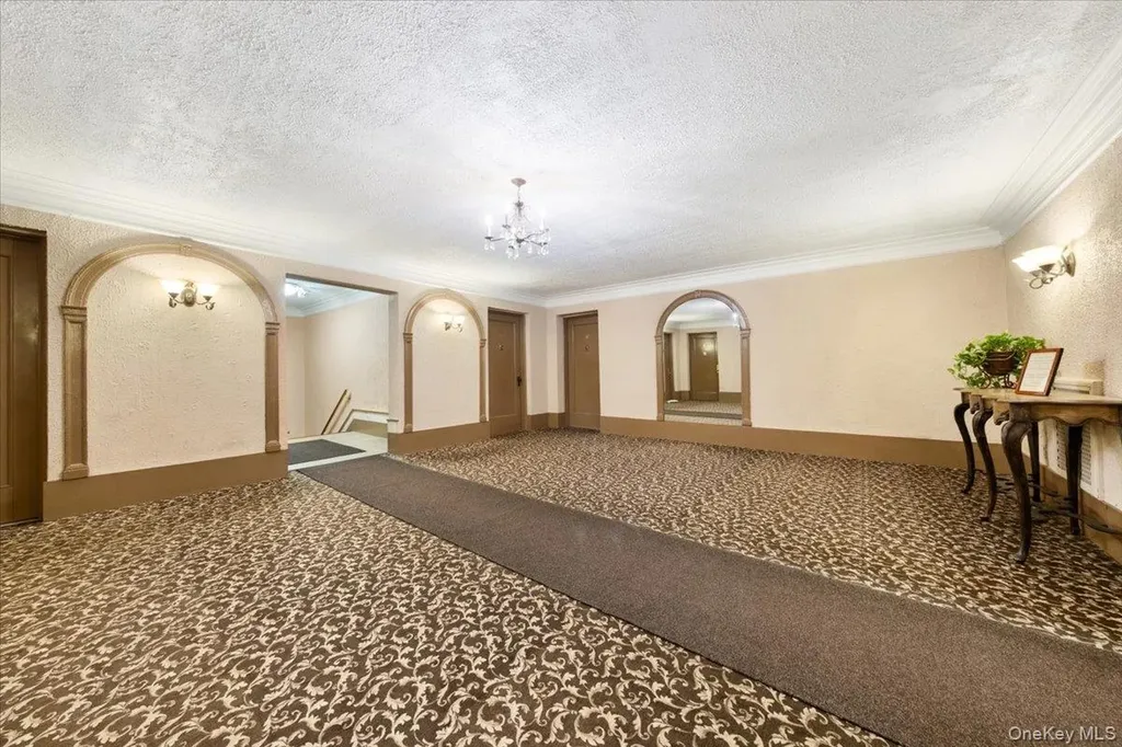 30 Windsor Terrace White Plains NY 10601