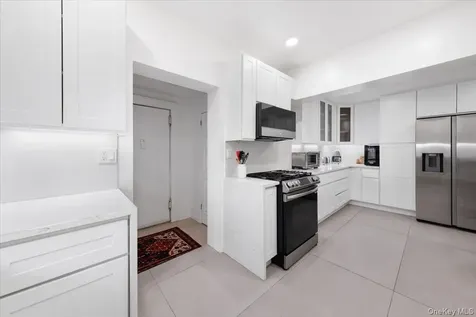 30 Windsor Terrace White Plains NY 10601