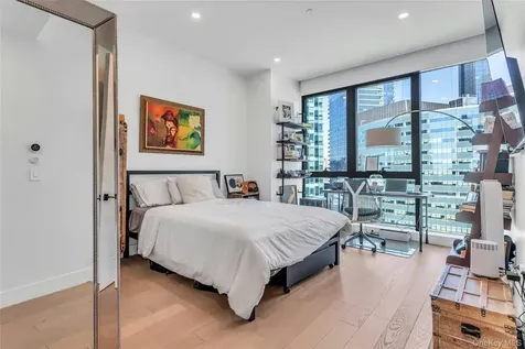 4507 Court Square Long Island City NY 11101