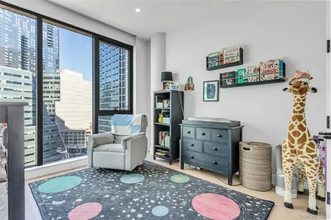 4507 Court Square Long Island City NY 11101