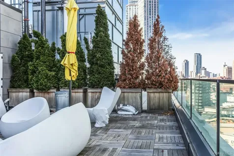 4507 Court Square Long Island City NY 11101