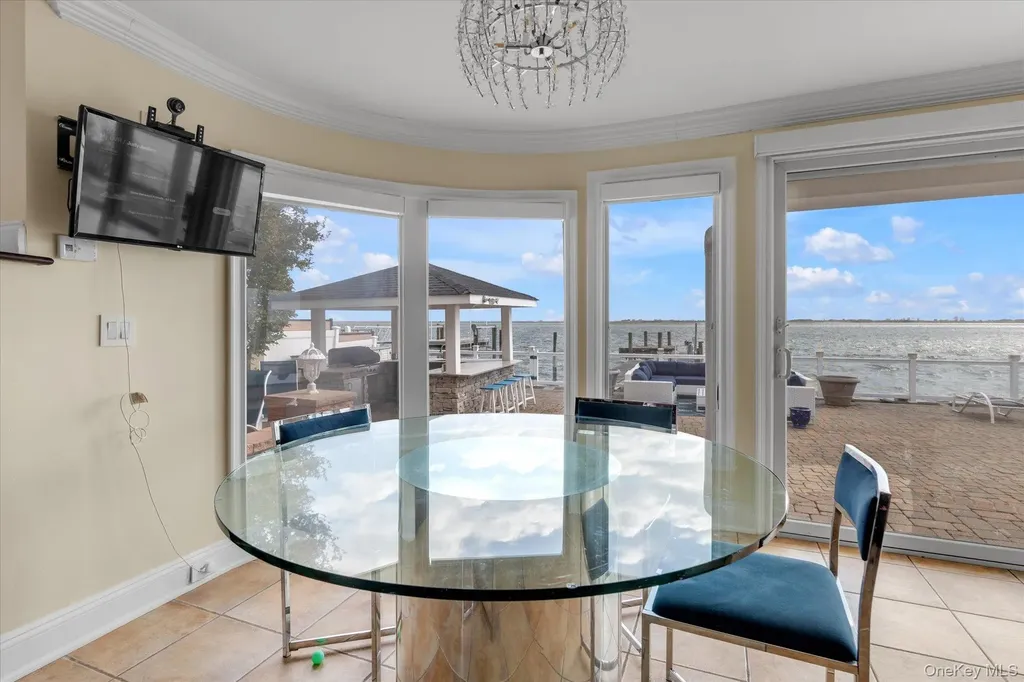 3390 Hewlett Avenue Merrick NY 11566