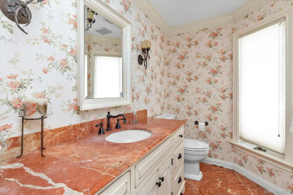 3390 Hewlett Avenue Merrick NY 11566