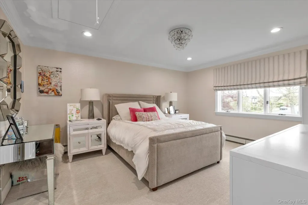 3390 Hewlett Avenue Merrick NY 11566