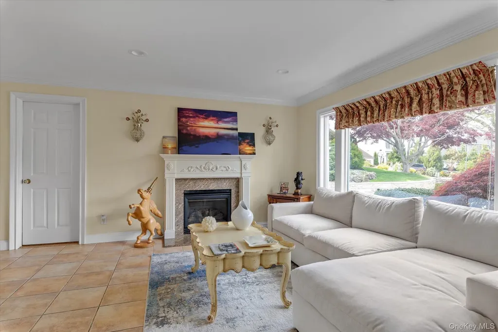 3390 Hewlett Avenue Merrick NY 11566