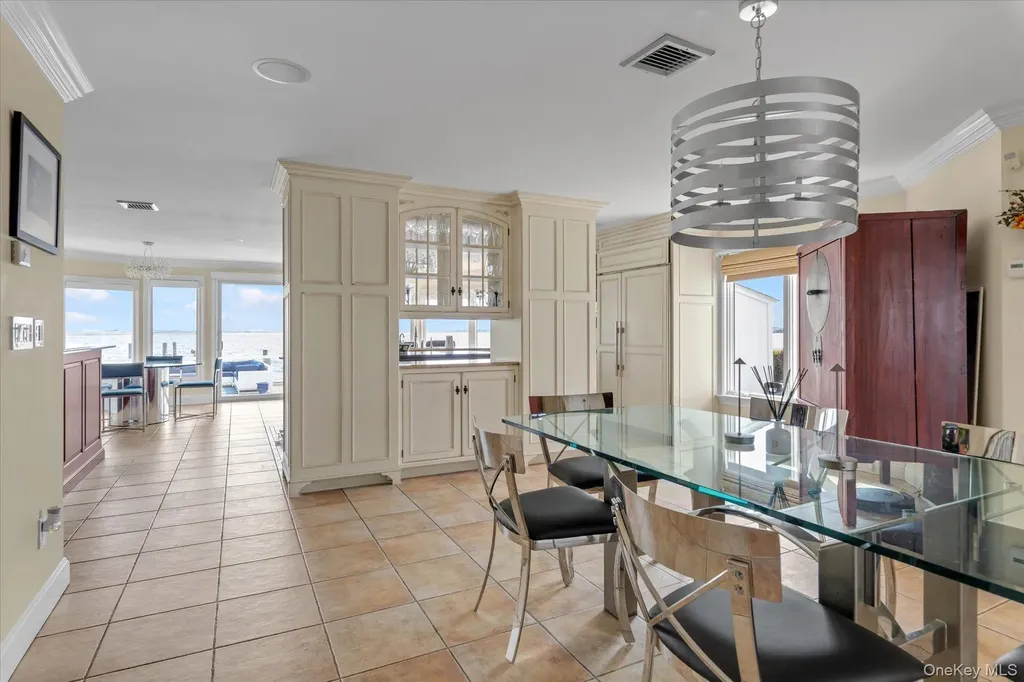 3390 Hewlett Avenue Merrick NY 11566
