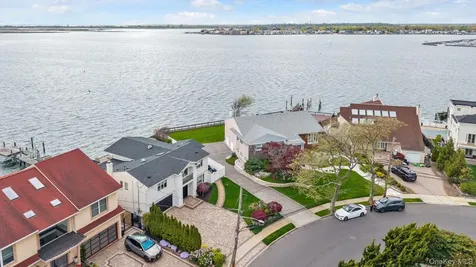 3390 Hewlett Avenue Merrick NY 11566