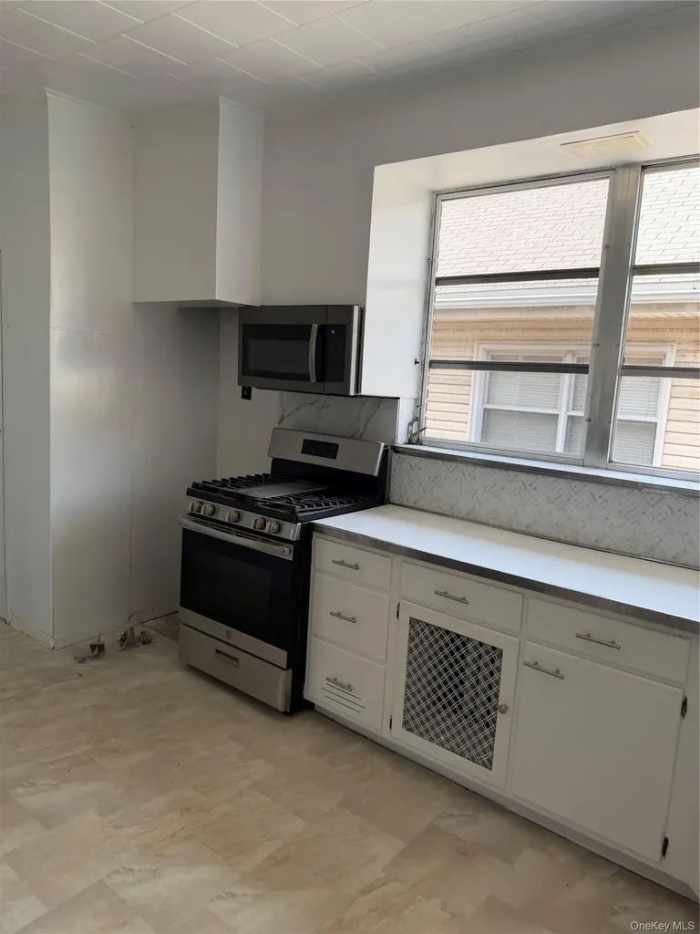 5719 64th Street Maspeth NY 11378