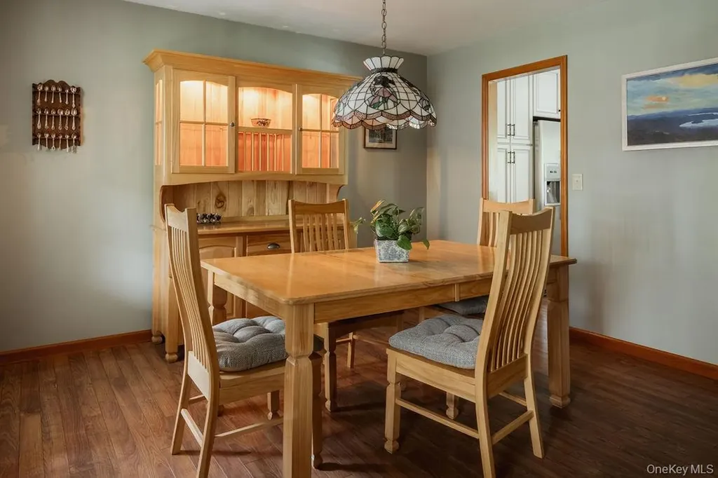 4 Echo Valley Road Red Hook NY 12571