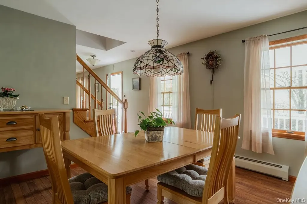 4 Echo Valley Road Red Hook NY 12571