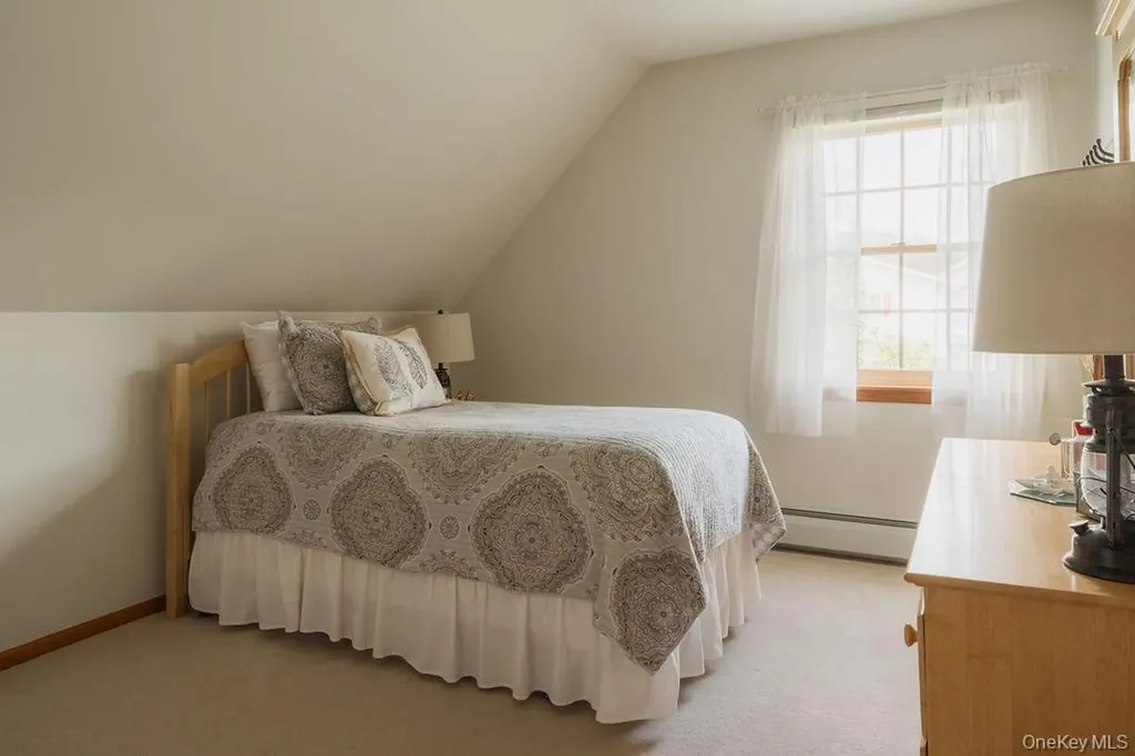 4 Echo Valley Road Red Hook NY 12571