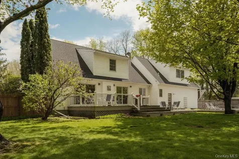 4 Echo Valley Road Red Hook NY 12571