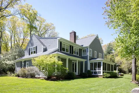 24 Matinecock Farms Road Glen Cove NY 11542