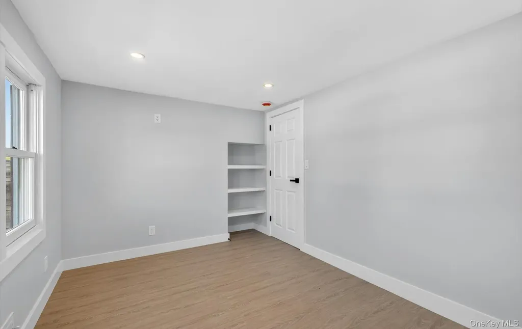 436 15th Street West Babylon NY 11704
