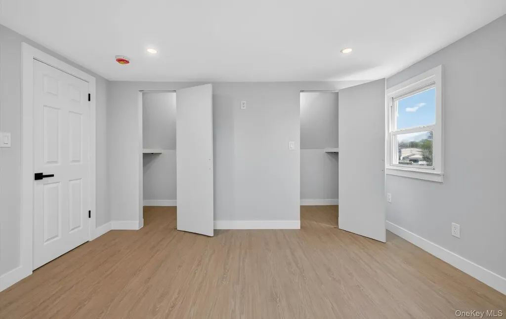 436 15th Street West Babylon NY 11704